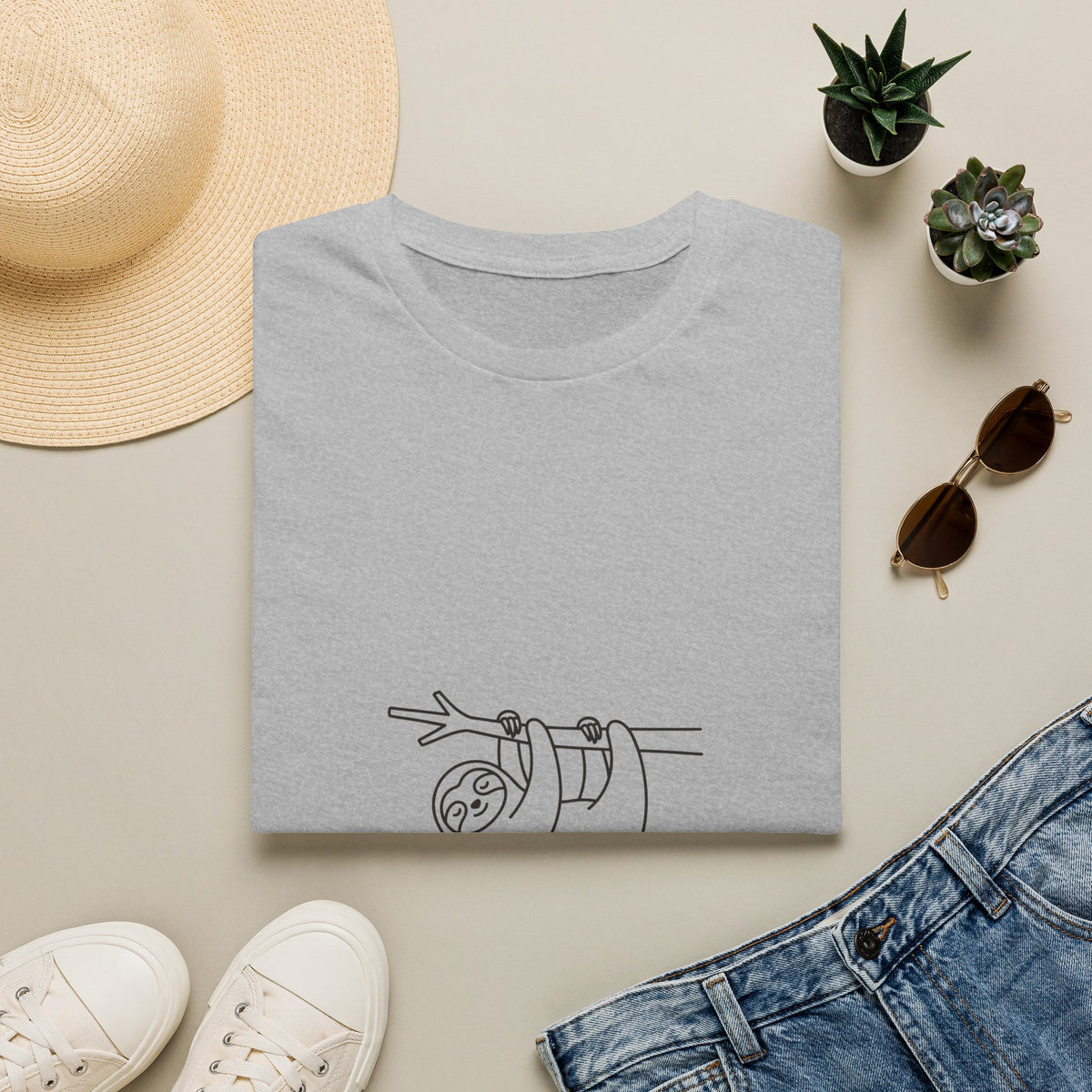 sloth batter low tee